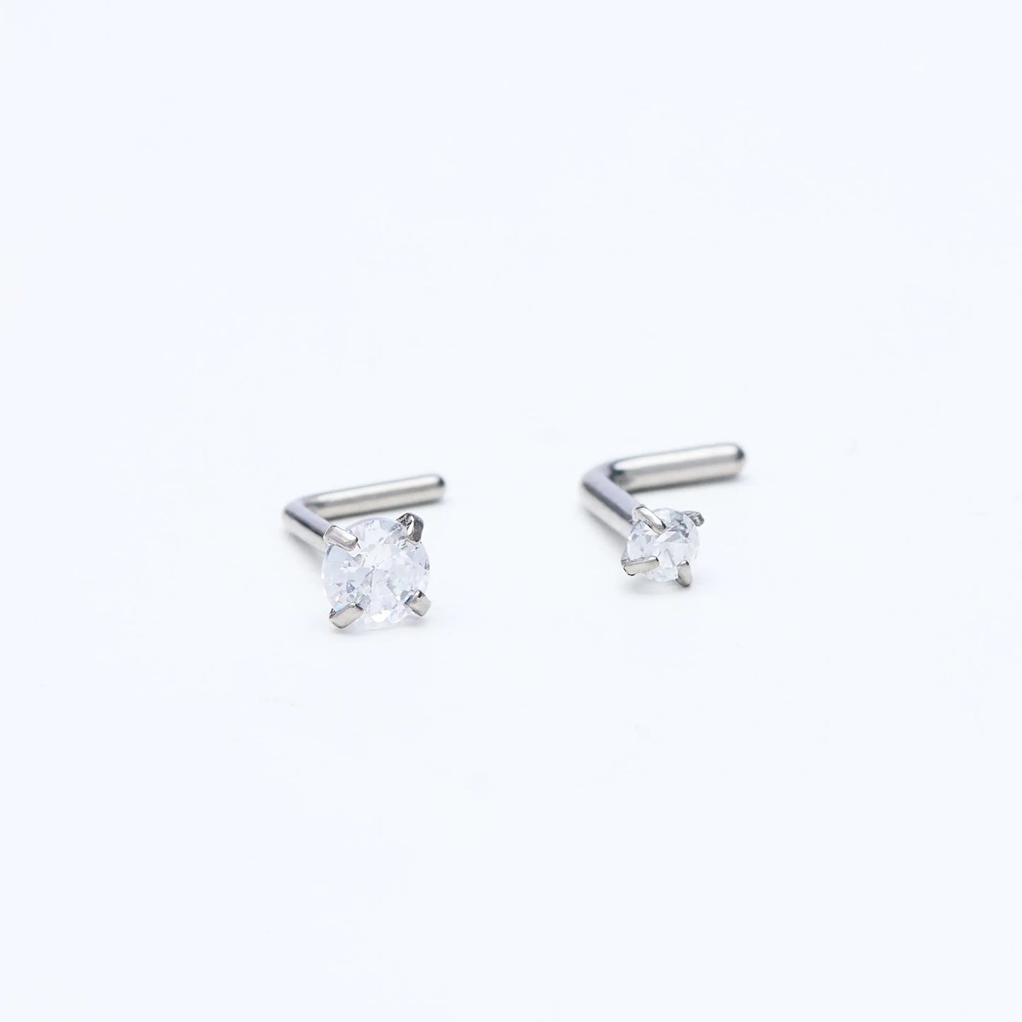 L Nose Stud
